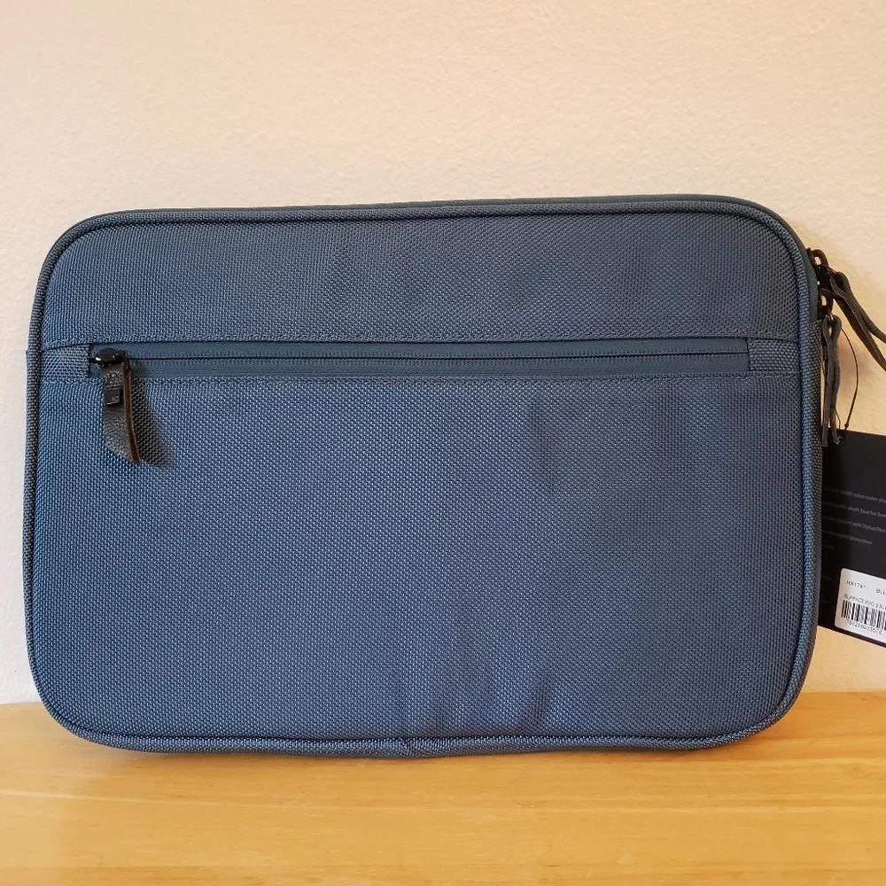 HEX Surface Pro 3 Sleeve